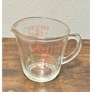 Vintage PYREX 508 Measuring Cup Glass D Handle 8 oz 1970s MCM Made in USA